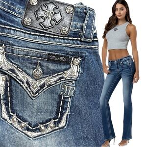 Miss Me Jeans Signature Bootcut Women’s 25 x 31 Rhinestones Pockets Studded Blue
